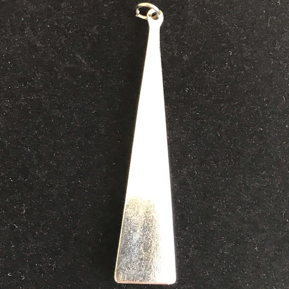Silver Shell Pendant - Picture 4 of 4